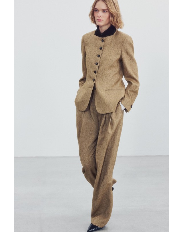 자라 자라 벨벳 컬러 버튼 블레이저 8491/247/756 MID-CAMEL 카멜 착용컷