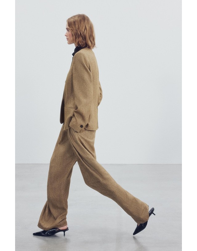 자라 자라 벨벳 컬러 버튼 블레이저 8491/247/756 MID-CAMEL 카멜 착용컷