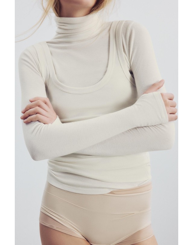 자라 자라 터틀넥 레이어드 긴팔 티셔츠 3431/627/712 ECRU 아이보리 착용컷