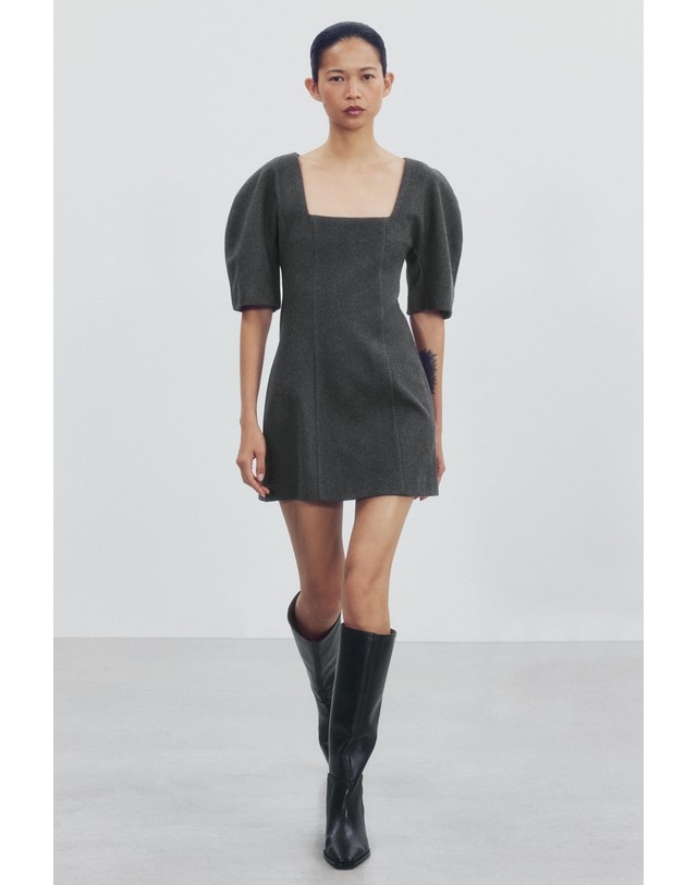 자라 자라 스퀘어넥 볼륨 미니 원피스 4344/622/807 ANTHRACITE GREY 그레이 착용컷