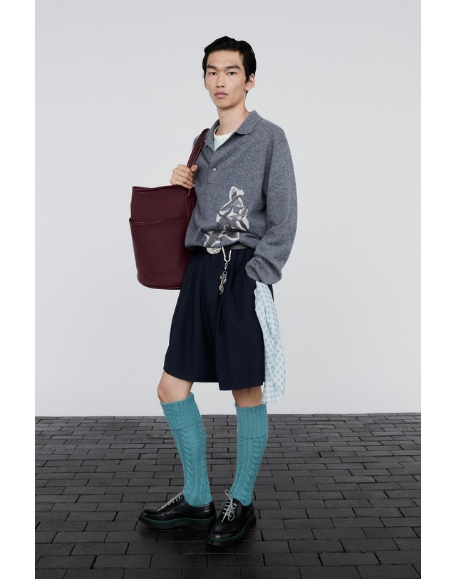 자라 자라 그레인 레더 지퍼 토트백 3320/820/022 BURGUNDY RED 레드 착용컷