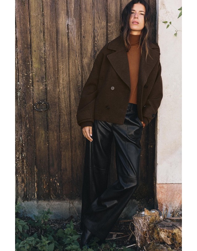 자라 자라 가죽 이펙트 스트레이트 팬츠 4387/281/800 BLACK 블랙 착용컷