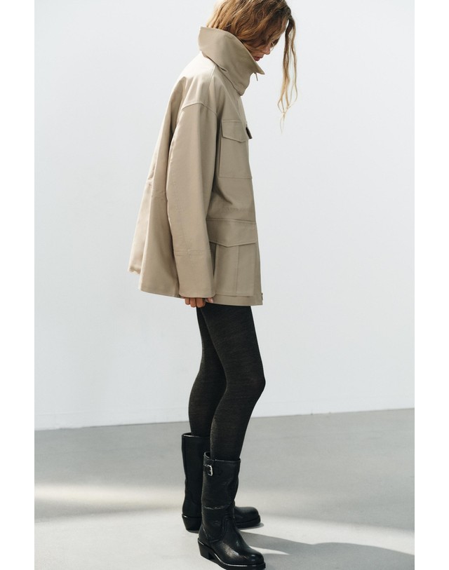 자라 자라 오버핏 하이넥 멀티포켓 자켓 5854/722/710 BEIGE 베이지 착용컷