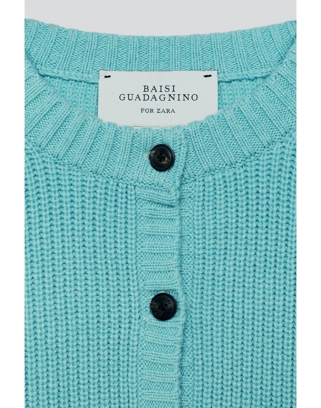 자라 자라 크롭 캐시미어 버튼 가디건 5755/900/402 TURQUOISE 밝은연두 착용컷
