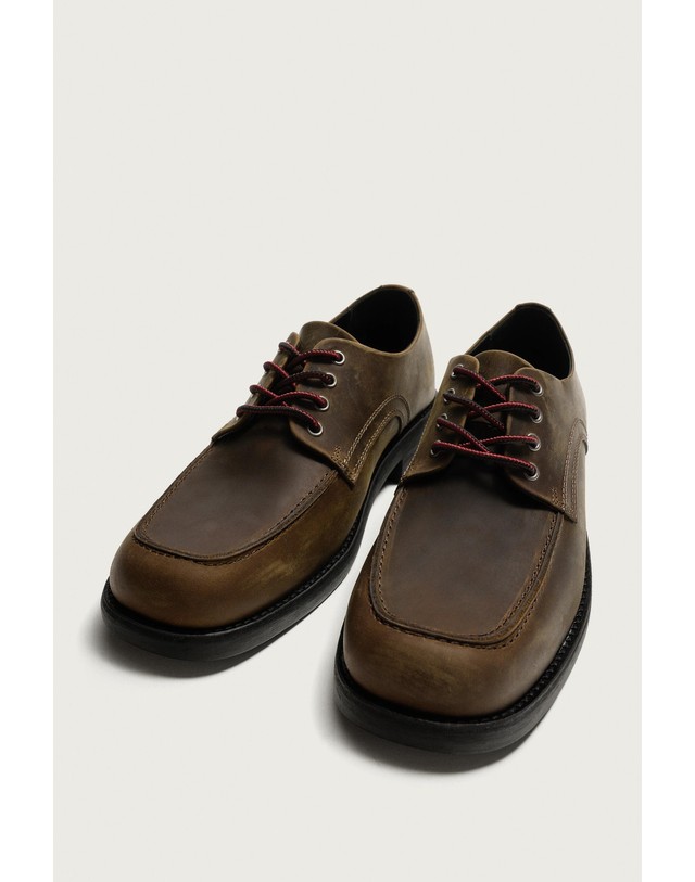 자라 자라 빈티지 레더 레이스업 슈즈 2480/820/700 BROWN 브라운 착용컷