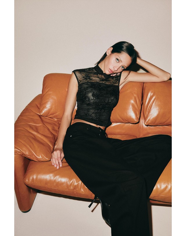 자라 자라 자수 레이스 하이넥 민소매 탑 4813/808/800 BLACK 블랙 착용컷