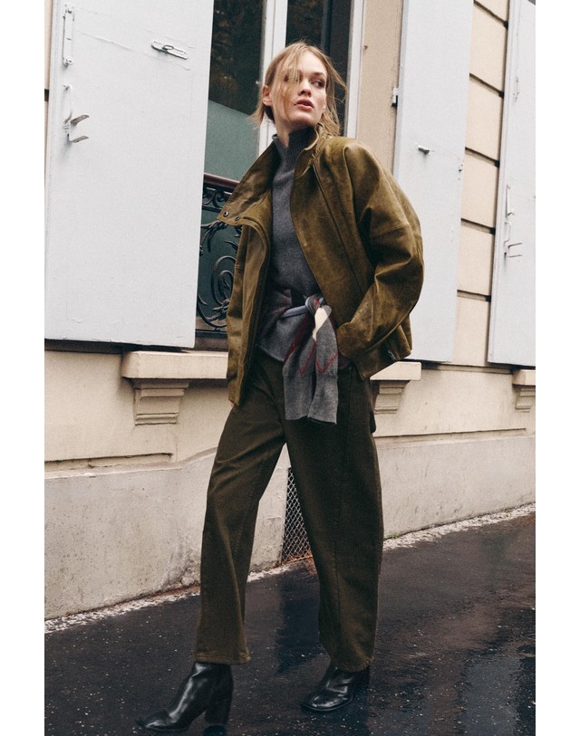 자라 자라 하이넥 오버핏 레더 자켓 4332/240/515 OLIVE GREEN 카키 착용컷