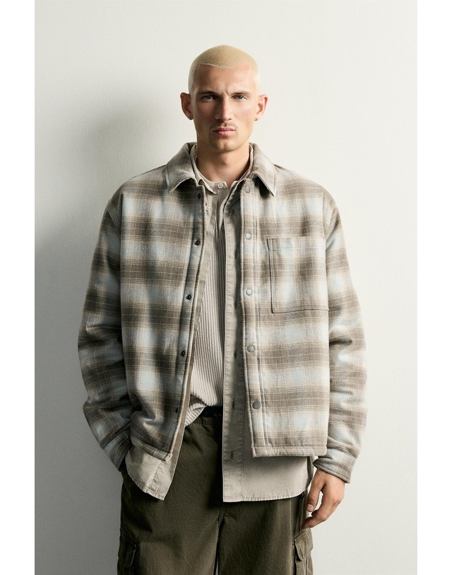 자라 자라 릴렉스핏 체크 시어링 오버셔츠 4302/324/102 GREY / TAN 카키 착용컷