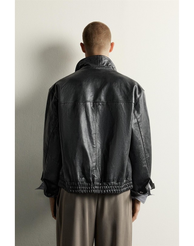 자라 자라 크롭 레더 숄칼라 블레이저 5388/101/800 BLACK 블랙 착용컷