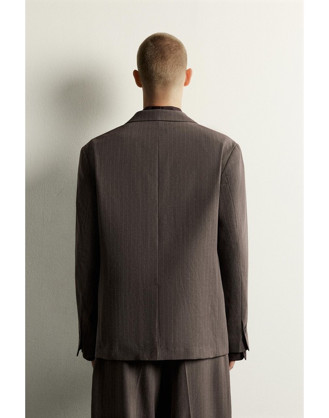 자라 자라 핀스트라이프 린넨 수트 블레이저 4691/951/700 BROWN 브라운 착용컷