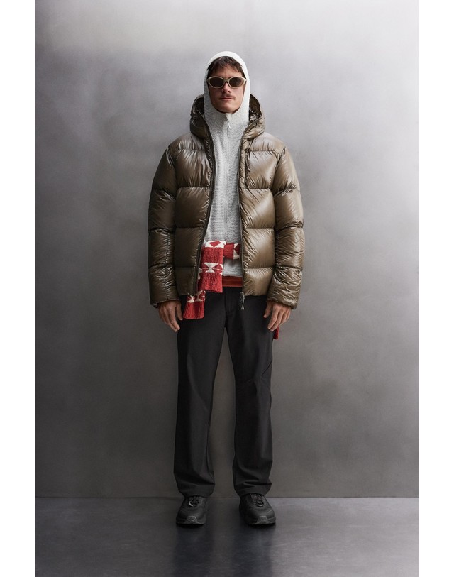 자라 자라 테크니컬 후드 다운 패딩 자켓 3286/311/730 LIGHT BROWN 초콜릿 착용컷