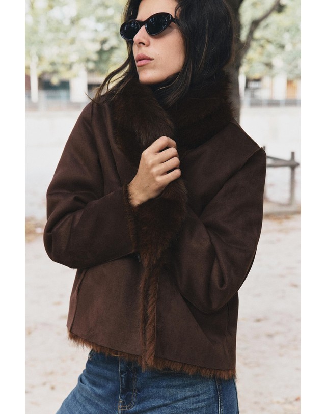 자라 자라 리버서블 퍼 크롭 자켓 3046/373/700 BROWN 브라운 착용컷