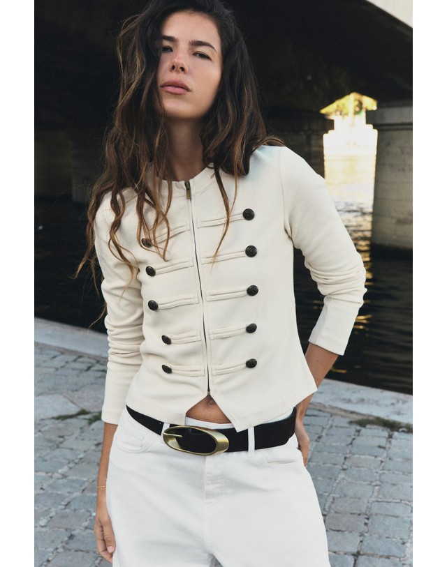 자라 자라 버튼 디테일 라운드넥 자켓 8779/631/251 OYSTER-WHITE 아이보리 착용컷