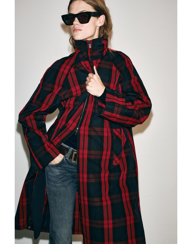 자라 자라 체크 미디 트렌치 코트 3918/243/076 RED/NAVY 멀티컬러 착용컷