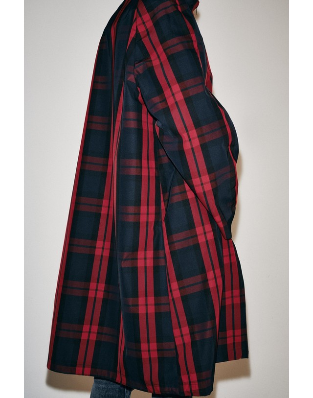 자라 자라 체크 미디 트렌치 코트 3918/243/076 RED/NAVY 멀티컬러 착용컷