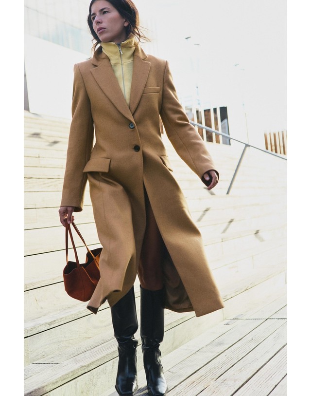 자라 자라 울 블렌드 슬림핏 롱 코트 2361/184/704 CAMEL 카멜 착용컷