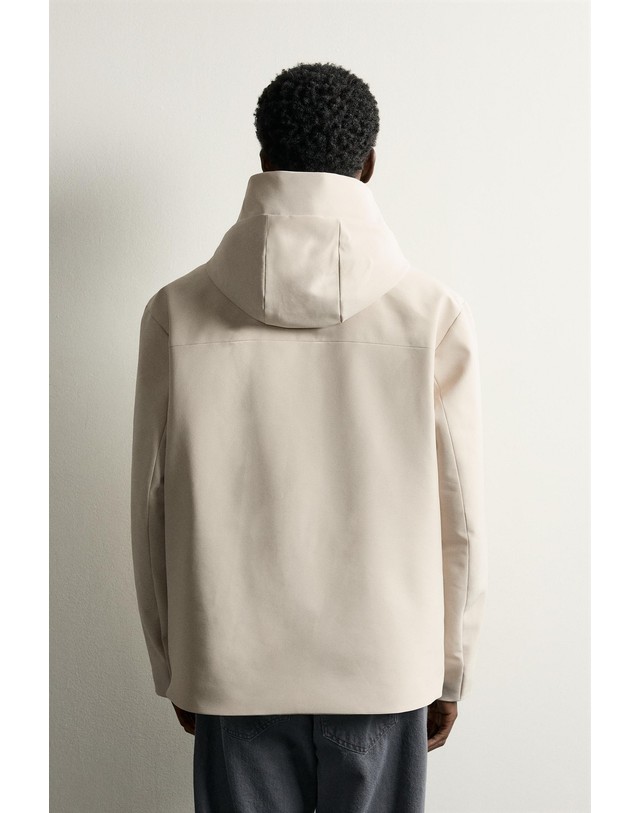 자라 자라 발수 테크니컬 후드 자켓 4695/502/251 OYSTER-WHITE 베이지 착용컷