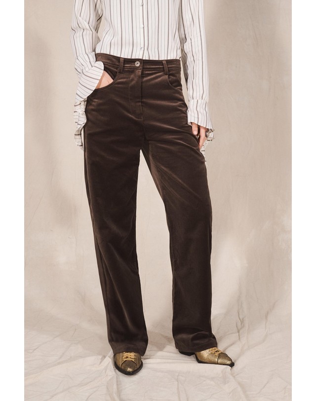 자라 자라 한정판 벨벳 와이드 팬츠 5854/905/528 DARK OLIVE 초콜릿 착용컷