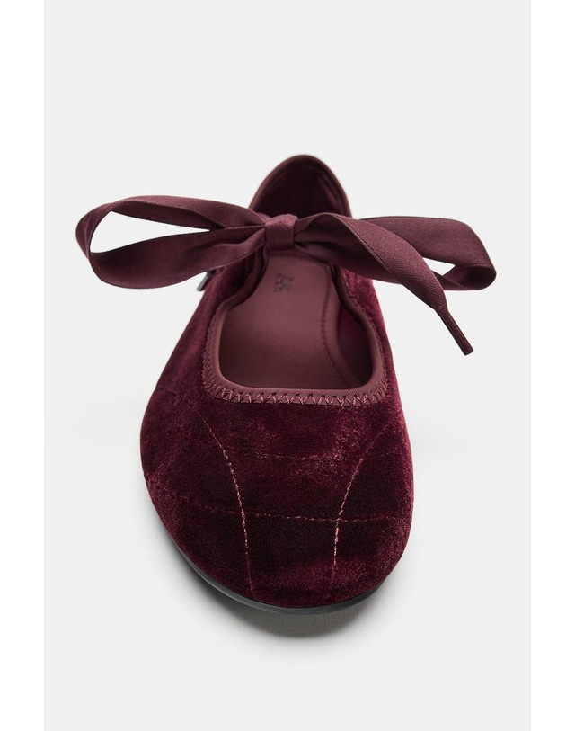 자라 자라 스포티 벨벳 발레리나 플랫슈즈 5865/810/025 BURGUNDY RED 레드 착용컷