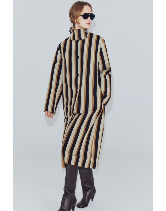 자라 자라 리버시블 롱 트렌치 코트 3811/276/178 BROWN STRIPES 멀티컬러 착용컷