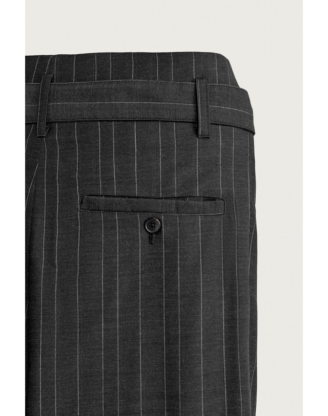 자라 자라 핀스트라이프 릴렉스핏 정장 팬츠 5432/075/084 BLACK / WHITE 그레이 착용컷
