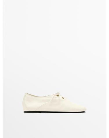 마시모두띠 소프트 레더 레이스업 플랫슈즈 1531/750 WHITE