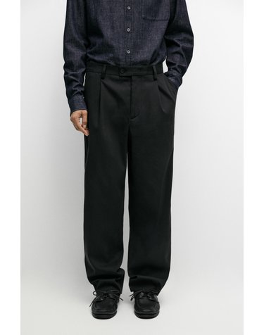 마시모두띠 다트 디테일 와이드 팬츠 3700/526 BLACK