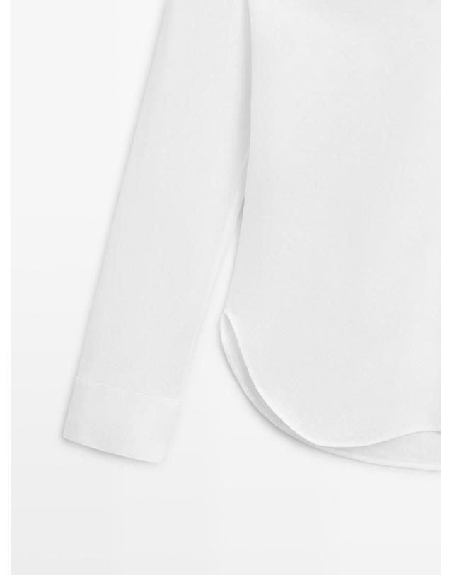 마시모두띠 마시모두띠 100% 린넨 화이트 브이넥 긴팔 셔츠 5151/730 WHITE 착용컷