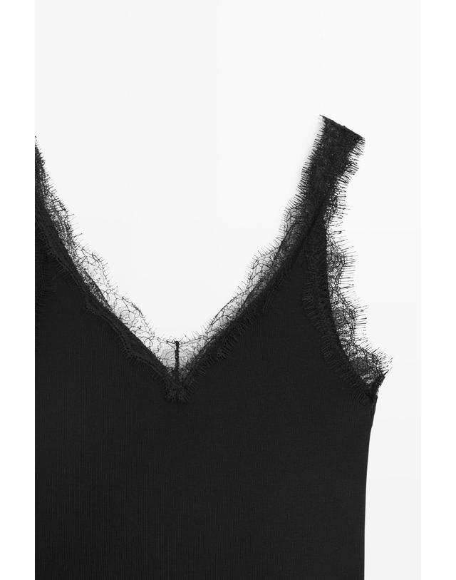 마시모두띠 마시모두띠 레이스 트림 스트랩 브이넥 민소매 탑 6811/918 BLACK 블랙 착용컷