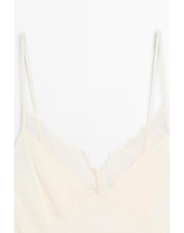 마시모두띠 마시모두띠 레이스 디테일 브이넥 스트랩 탑 6818/132 CREAM 아이보리 착용컷