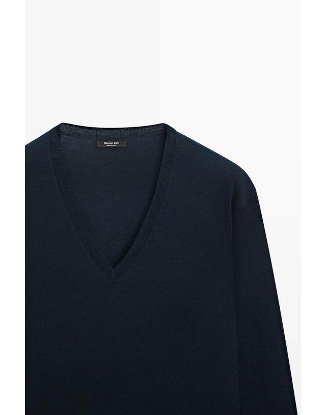마시모두띠 마시모두띠 울 혼방 브이넥 니트 스웨터 5693/578 NAVY BLUE 네이비 착용컷