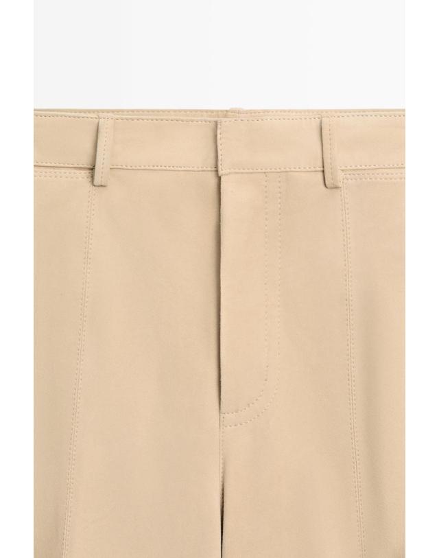 마시모두띠 마시모두띠 스웨이드 레더 롱 버뮤다 팬츠 5300/800 BEIGE 베이지 착용컷