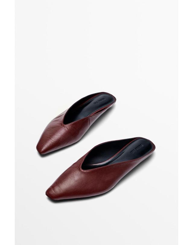마시모두띠 마시모두띠 소프트 레더 플랫 뮬 1565/750 BURGUNDY 레드 착용컷