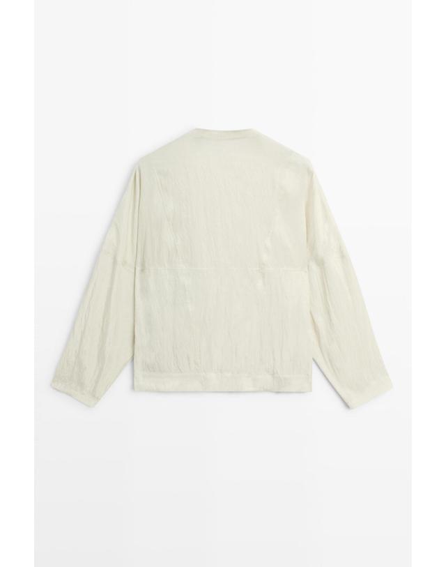 마시모두띠 마시모두띠 버튼 디테일 플루이드 랩 긴팔 셔츠 5112/613 PASTEL GREEN 아이보리 착용컷
