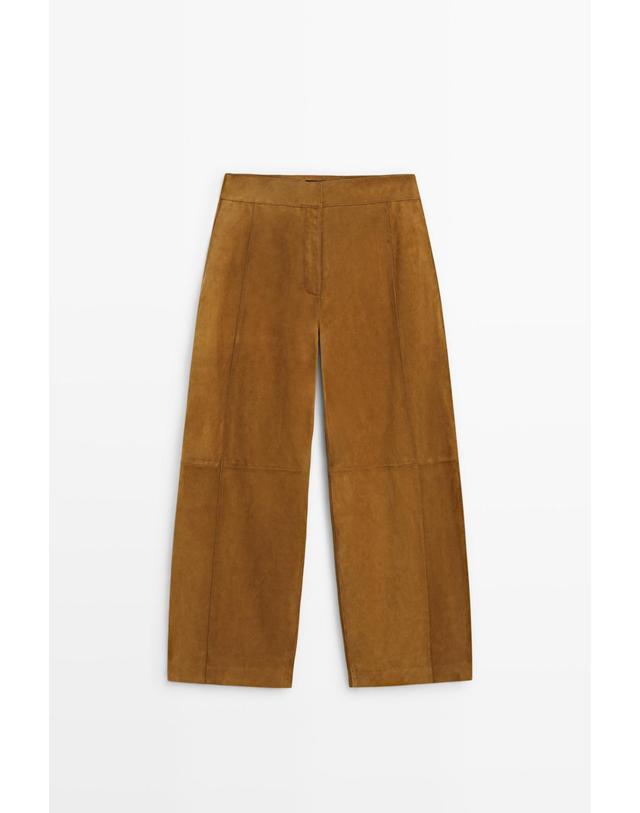 마시모두띠 마시모두띠 스웨이드 배럴핏 와이드 팬츠 5300/300 DARK CAMEL 카멜 착용컷