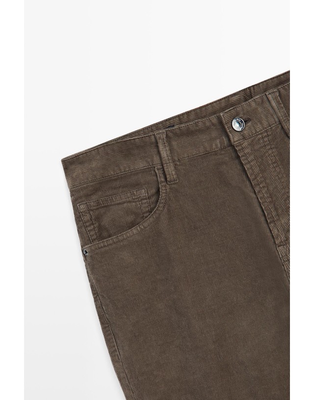마시모두띠 마시모두띠 코듀로이 테이퍼드핏 팬츠 0551/111 KHAKI GREEN 카키 착용컷