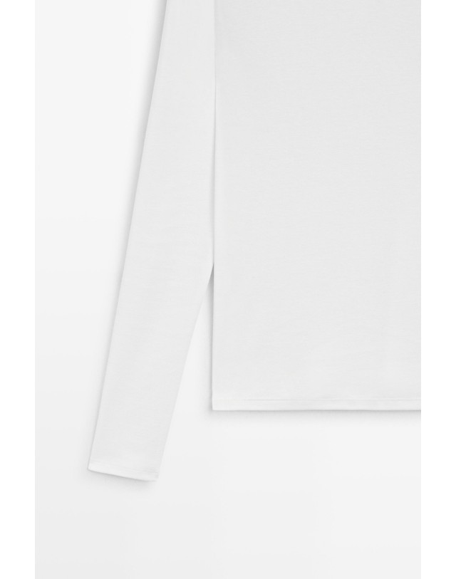 마시모두띠 마시모두띠 순면 브이넥 긴팔 티셔츠 6859/820 OFF WHITE 아이보리 착용컷