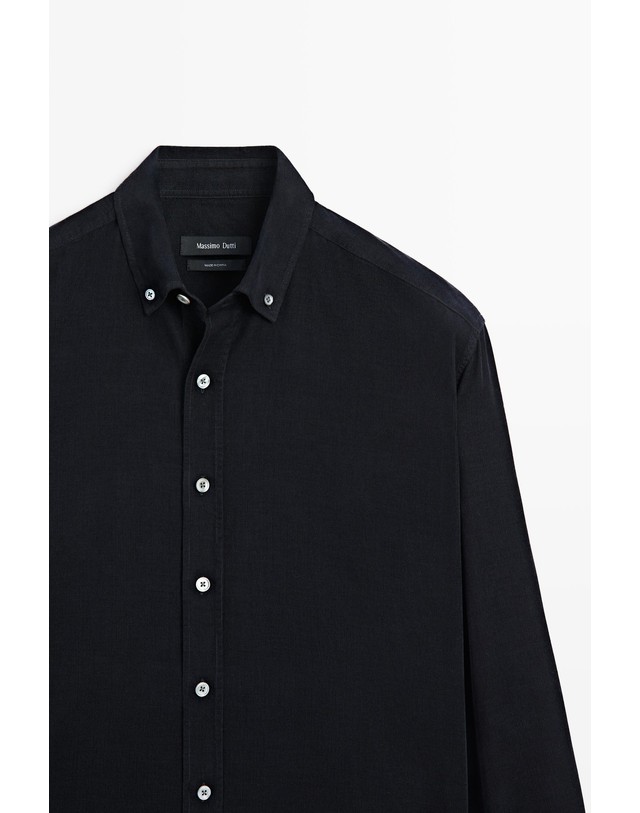 마시모두띠 마시모두띠 레귤러핏 니들코드 긴팔 코튼 셔츠 1918/252 NAVY BLUE 네이비 착용컷
