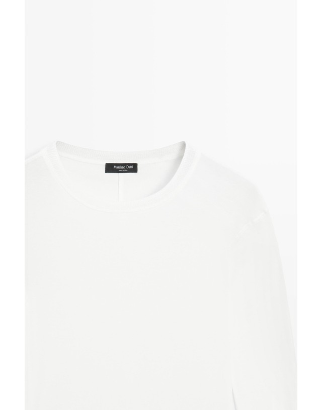마시모두띠 마시모두띠 라운드넥 커프스 긴팔 티셔츠 6824/820 OFF WHITE 아이보리 착용컷