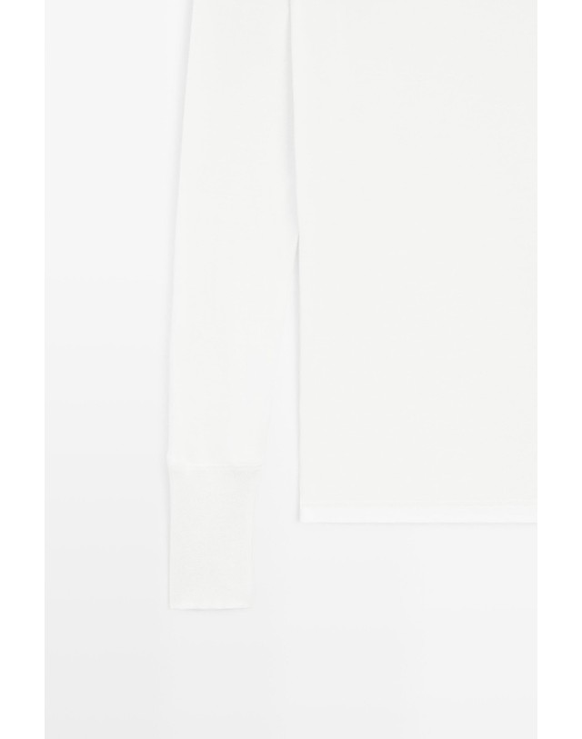 마시모두띠 마시모두띠 라운드넥 커프스 긴팔 티셔츠 6824/820 OFF WHITE 아이보리 착용컷