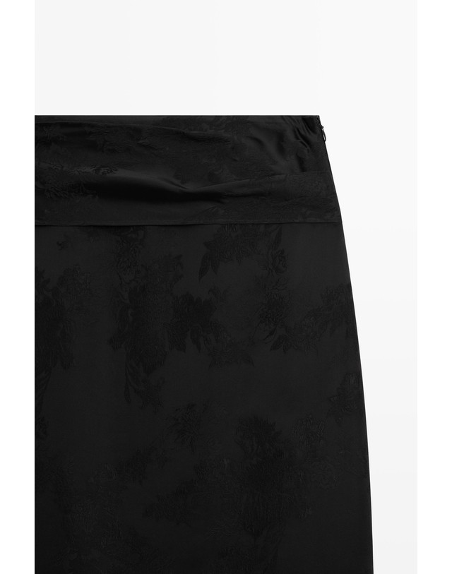 마시모두띠 마시모두띠 새시 디테일 미디 스커트 5794/510 BLACK 블랙 착용컷