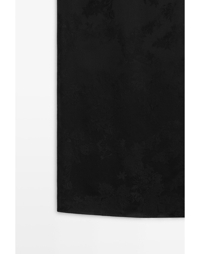 마시모두띠 마시모두띠 새시 디테일 미디 스커트 5794/510 BLACK 블랙 착용컷