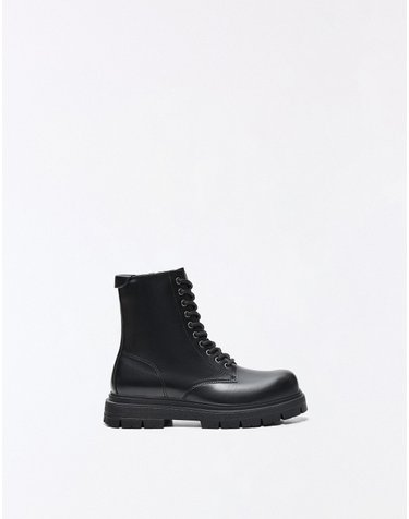 버쉬카 레이스업 청키 앵클부츠 2102/864 BLACK