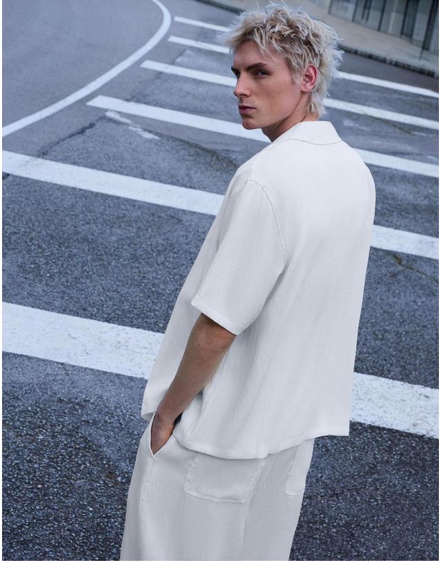 버쉬카 버쉬카 러스틱 오픈카라 반팔 셔츠 0999/721 WHITE 화이트 착용컷