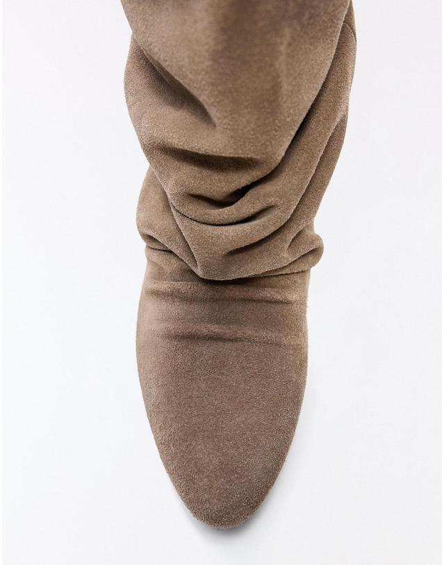 버쉬카 버쉬카 가죽 슬라우치 힐 미들부츠 1130/764 TAUPE 베이지 착용컷