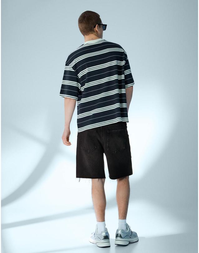 버쉬카 버쉬카 디스트로이드 워싱 데님 버뮤다 쇼츠 1375/089 BLACK 블루 착용컷