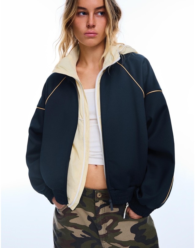 버쉬카 버쉬카 배색 하이넥 집업 자켓 2984/727 NAVY 네이비 착용컷