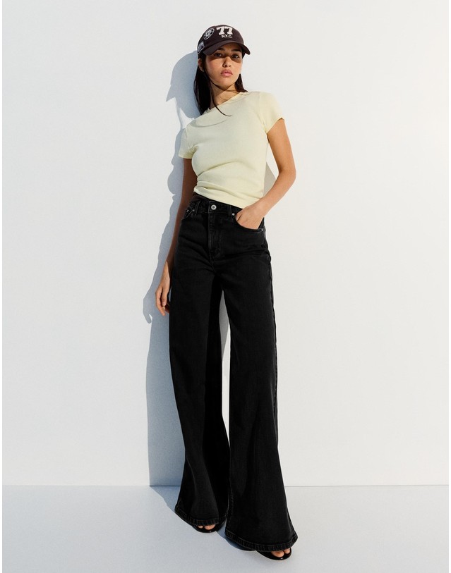 버쉬카 버쉬카 하이라이즈 와이드 블랙 청바지 2867/054 BLACK 네이비 착용컷