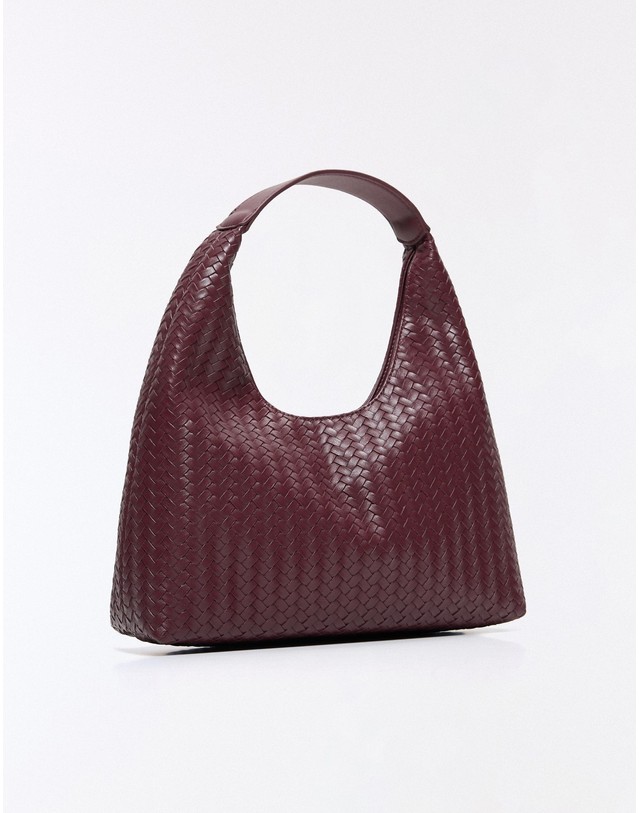 버쉬카 버쉬카 버건디 우븐 버킷백 0475/175 BURGUNDY 레드 착용컷