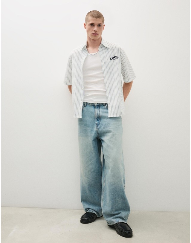 버쉬카 버쉬카 스트라이프 프린트 반팔 셔츠 3019/168 WHITE 화이트 착용컷